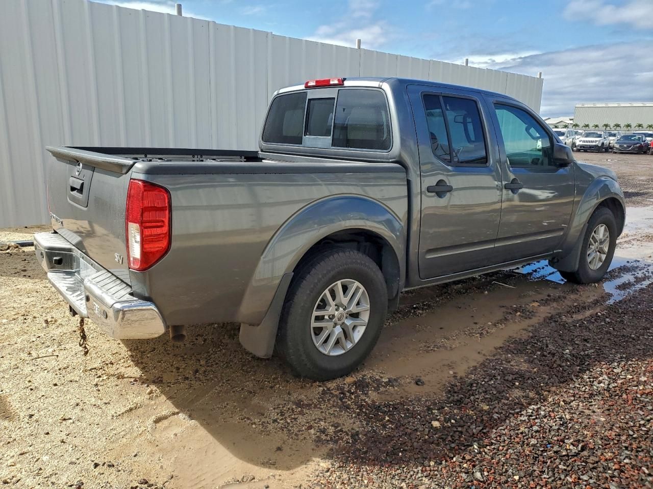 2016 Nissan Frontier s