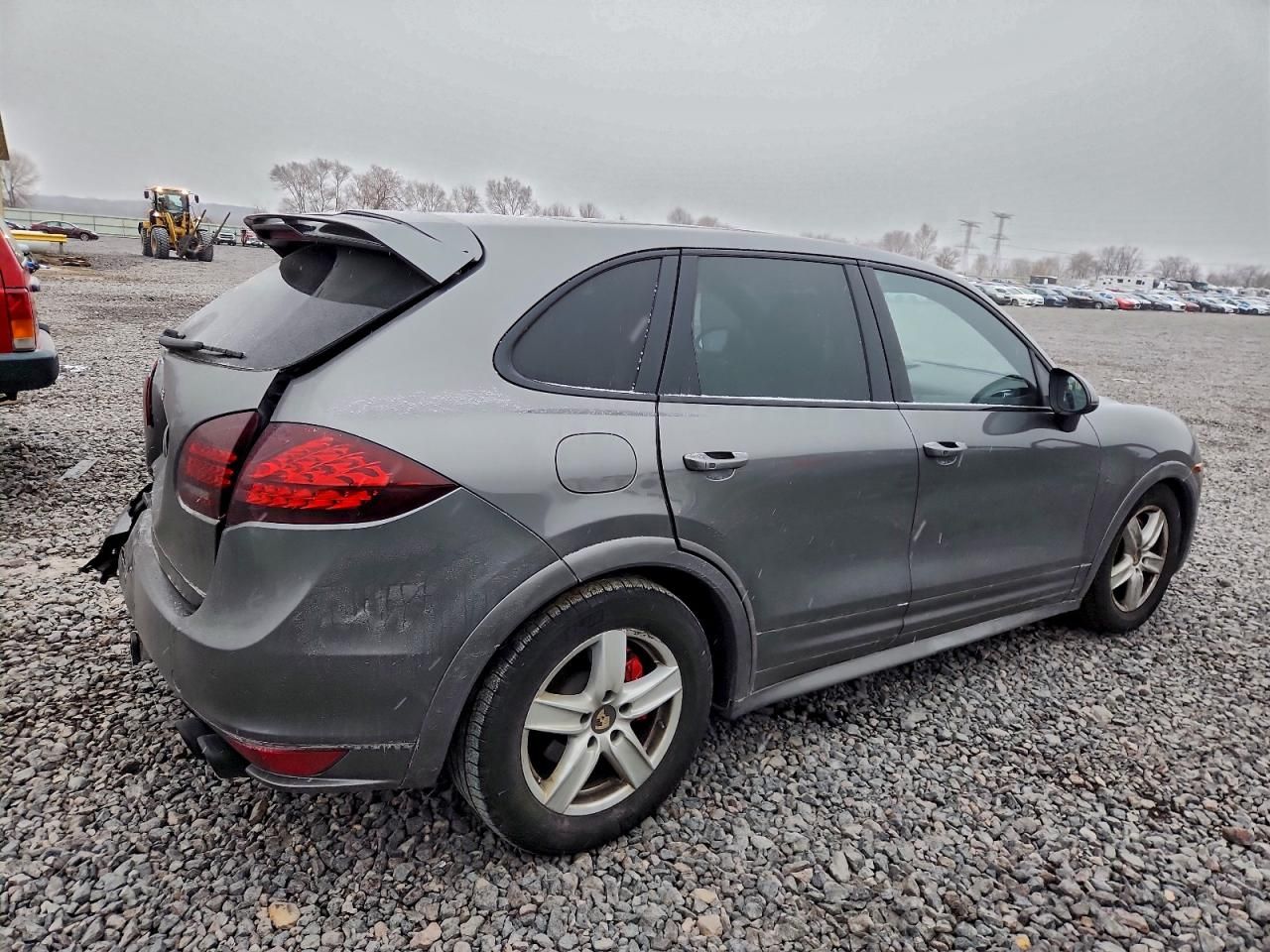 2013 Porsche Cayenne gts
