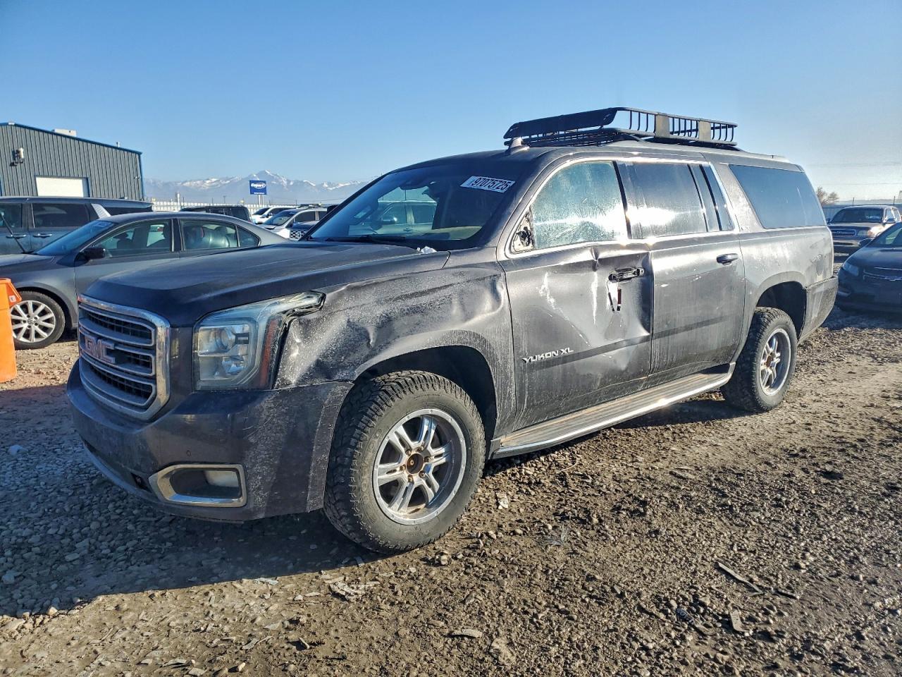2017 GMC Yukon xl K1500 slt