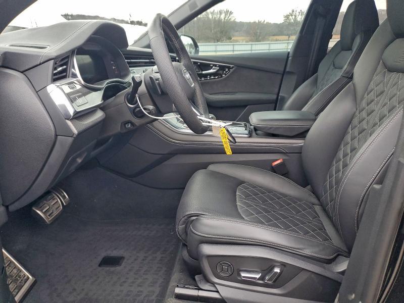 2025 Audi SQ8 Premium Plus