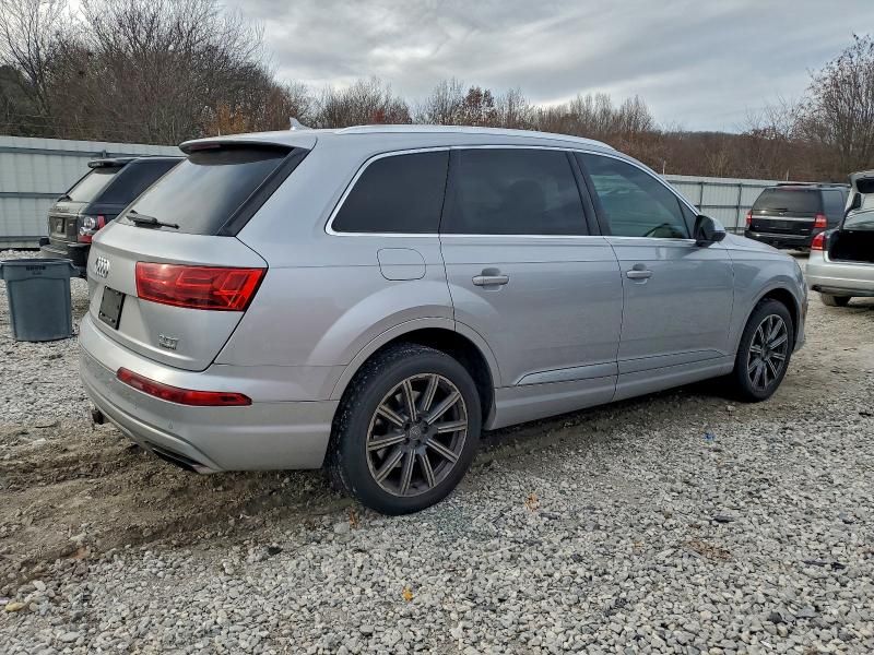 2017 Audi Q7 Premium Plus