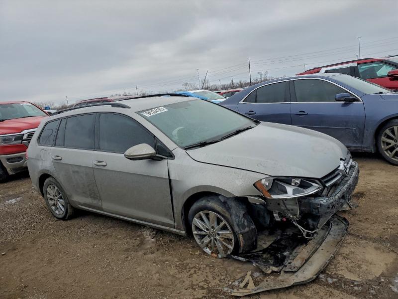 2017 Volkswagen Golf Sportwagen s