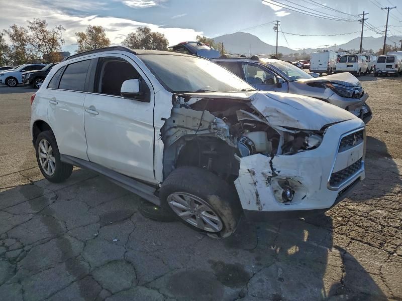 2013 Mitsubishi Outlander Sport se