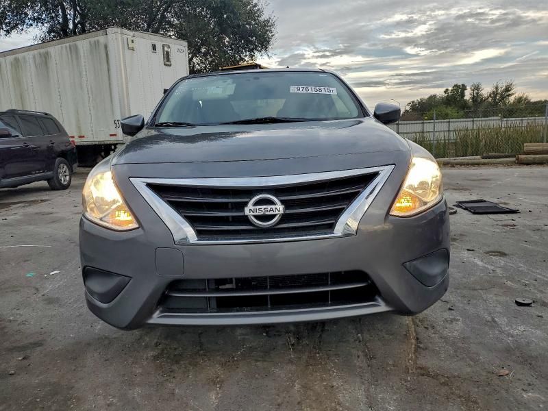 2019 Nissan Versa s