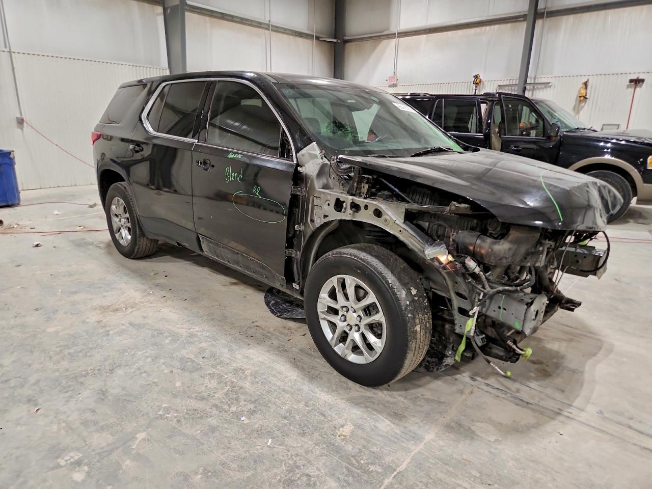 2021 Chevrolet Traverse ls