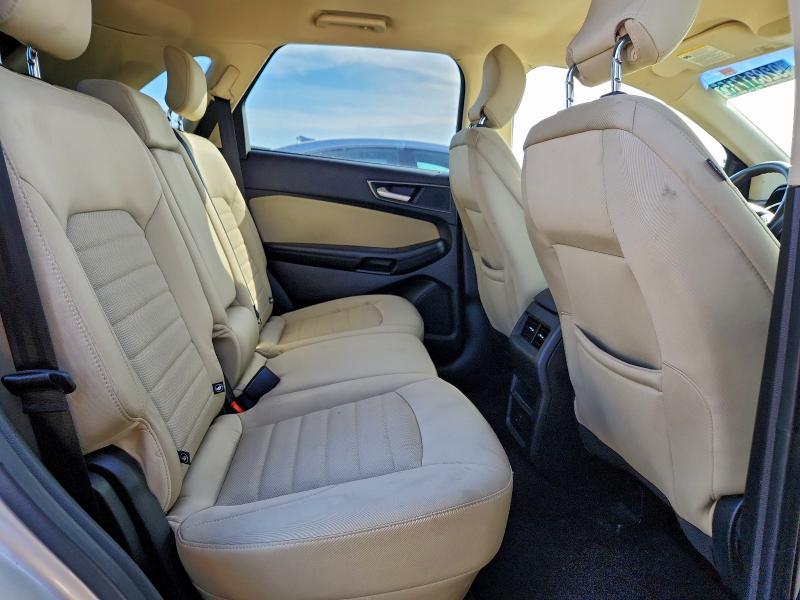2018 Ford Edge se