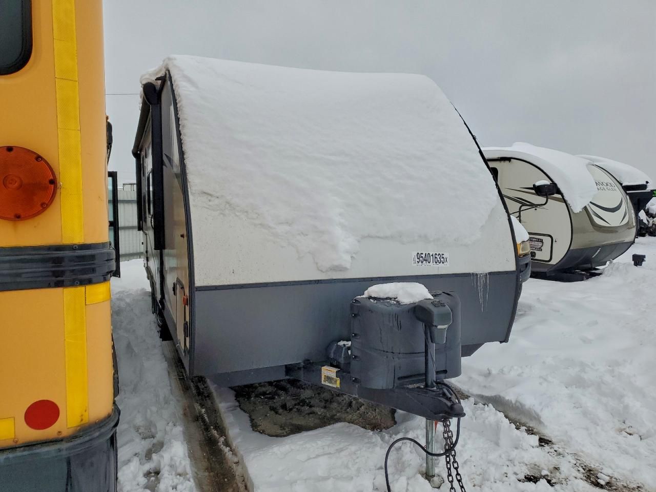 2021 Keystone 2021 Dutchman Coleman