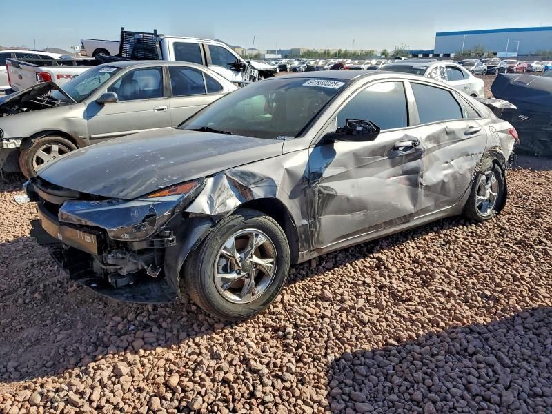 2023 Hyundai Elantra se