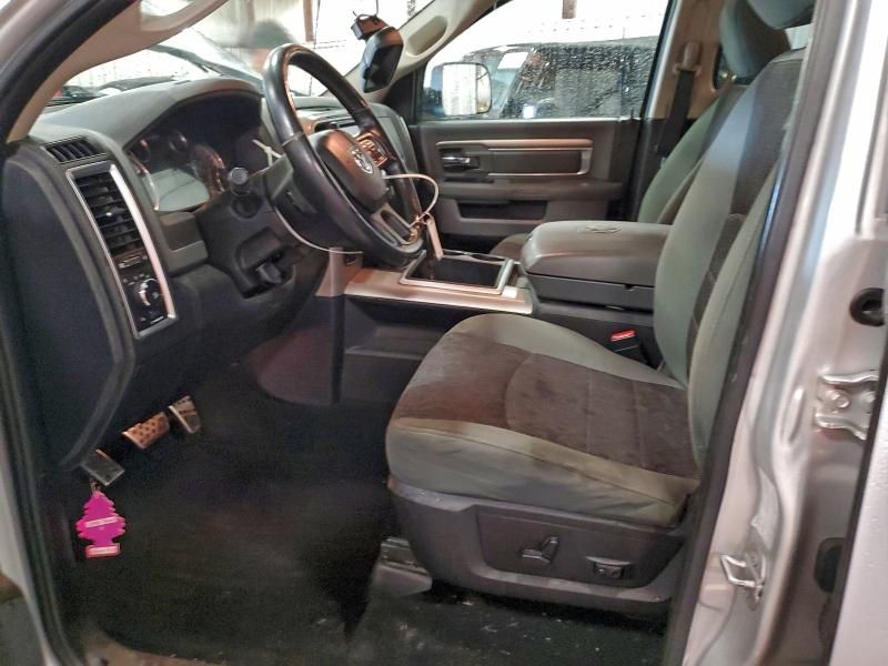 2015 Dodge Ram 1500 slt