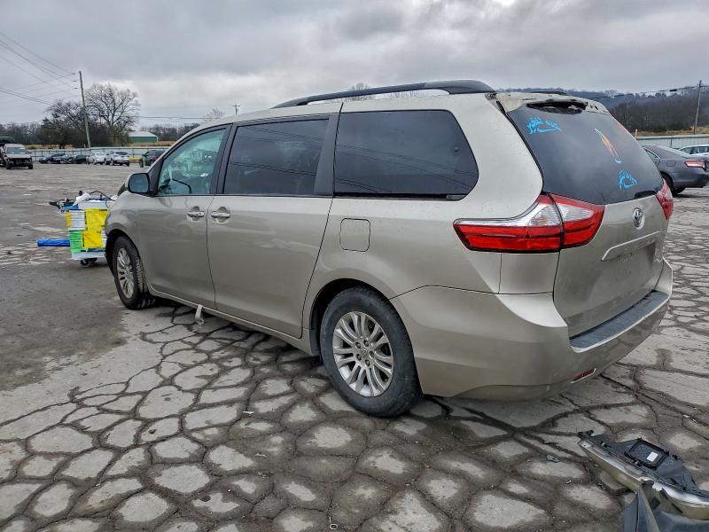 2015 Toyota Sienna