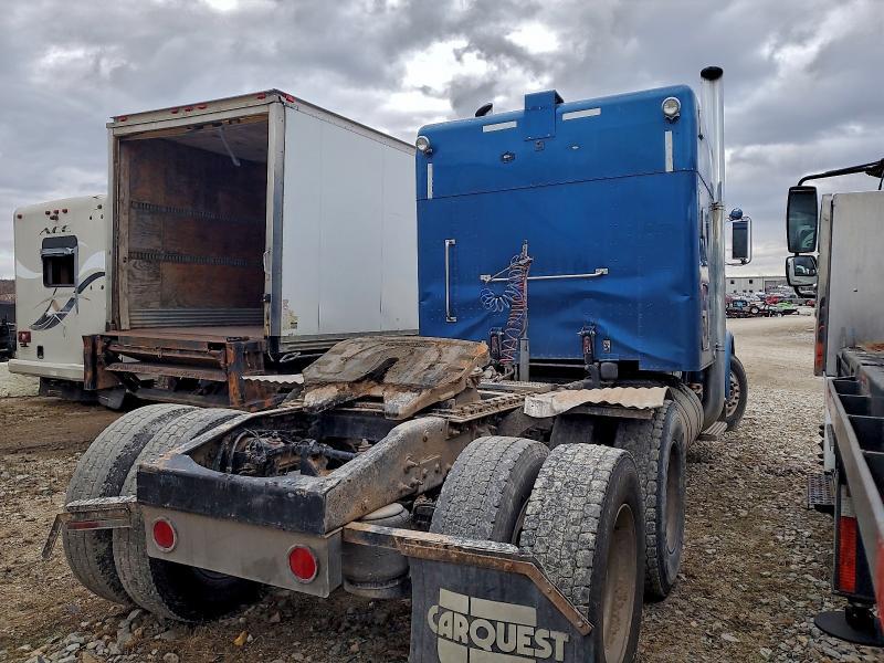 2009 Peterbilt 388 Semi Truck