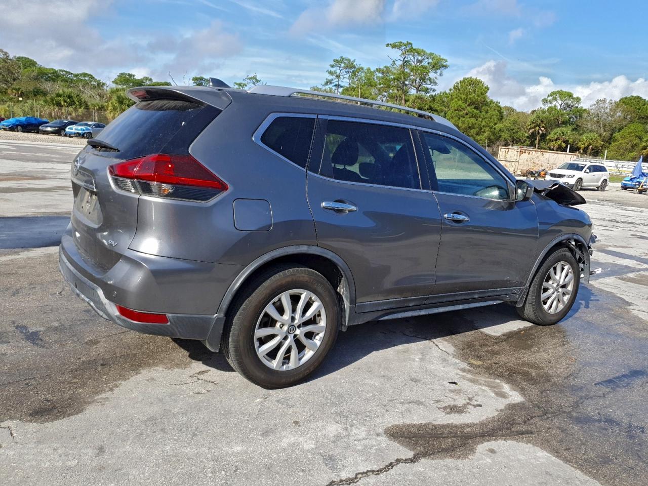 2019 Nissan Rogue sv