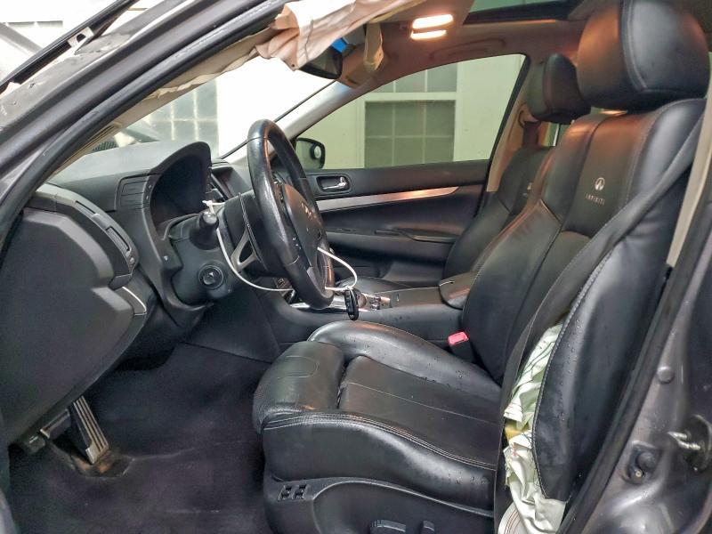 2013 Infiniti G37