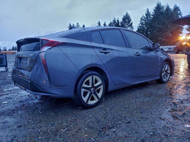 2016 Toyota Prius Three Touring