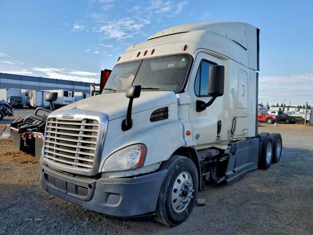 2017 Freightliner Cascadia 113 Semi Truck