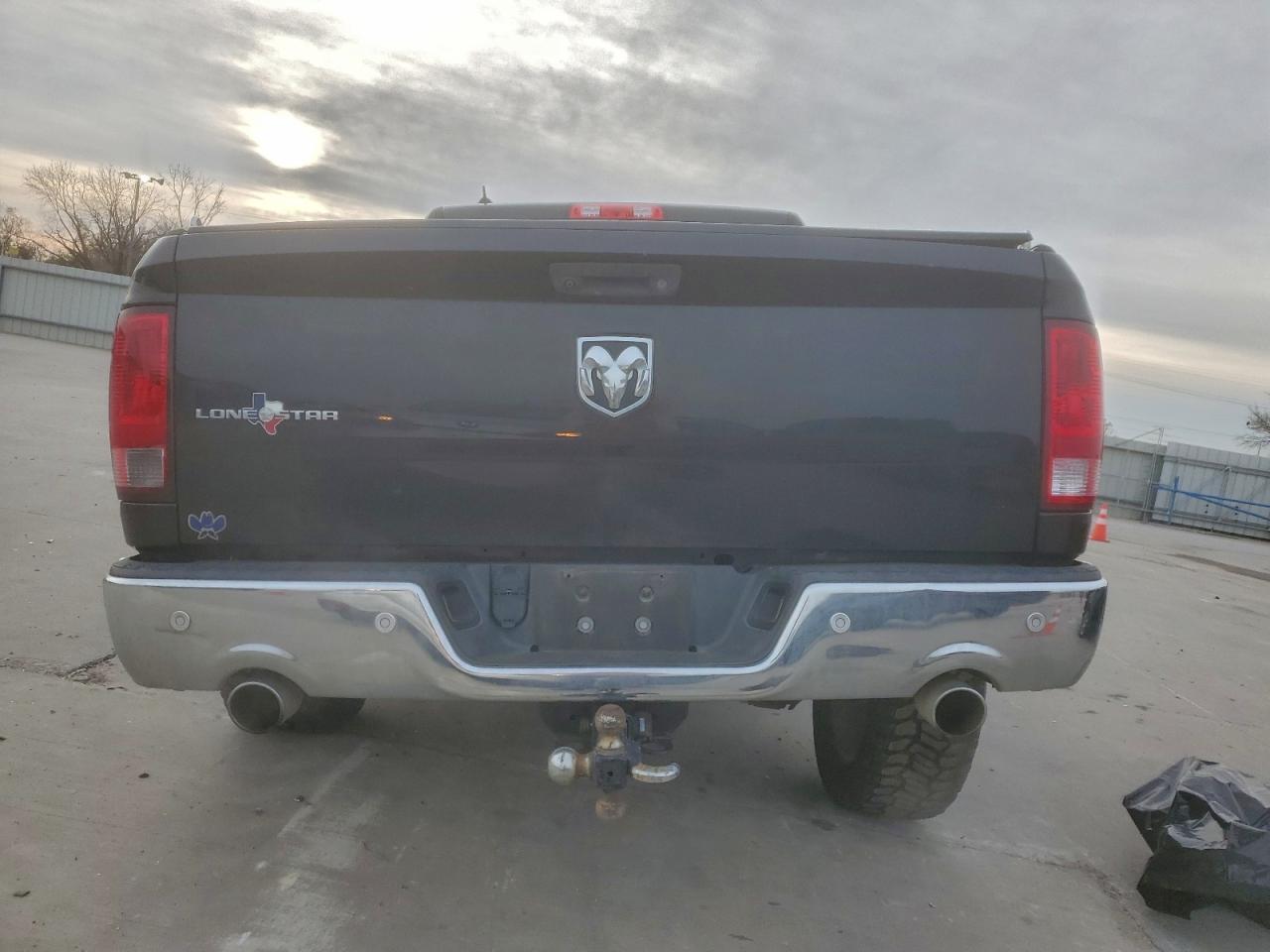 2016 Dodge Ram 1500 slt