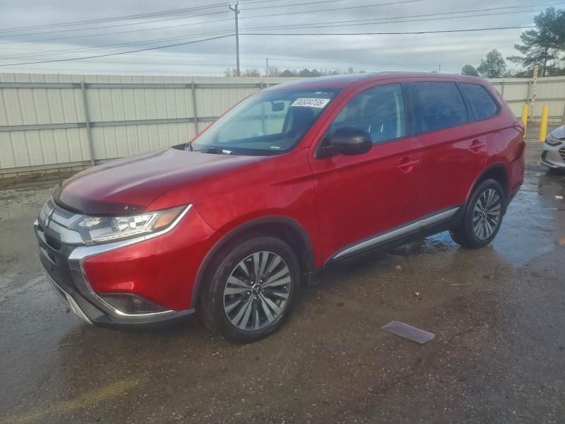2020 Mitsubishi Outlander es