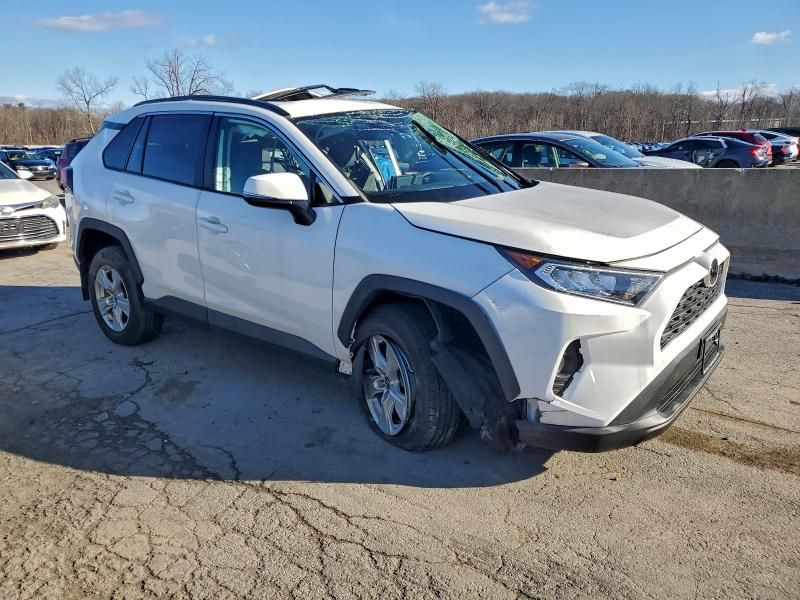 2021 Toyota Rav4 xle