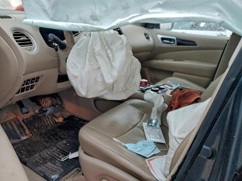 2013 Nissan Pathfinder s