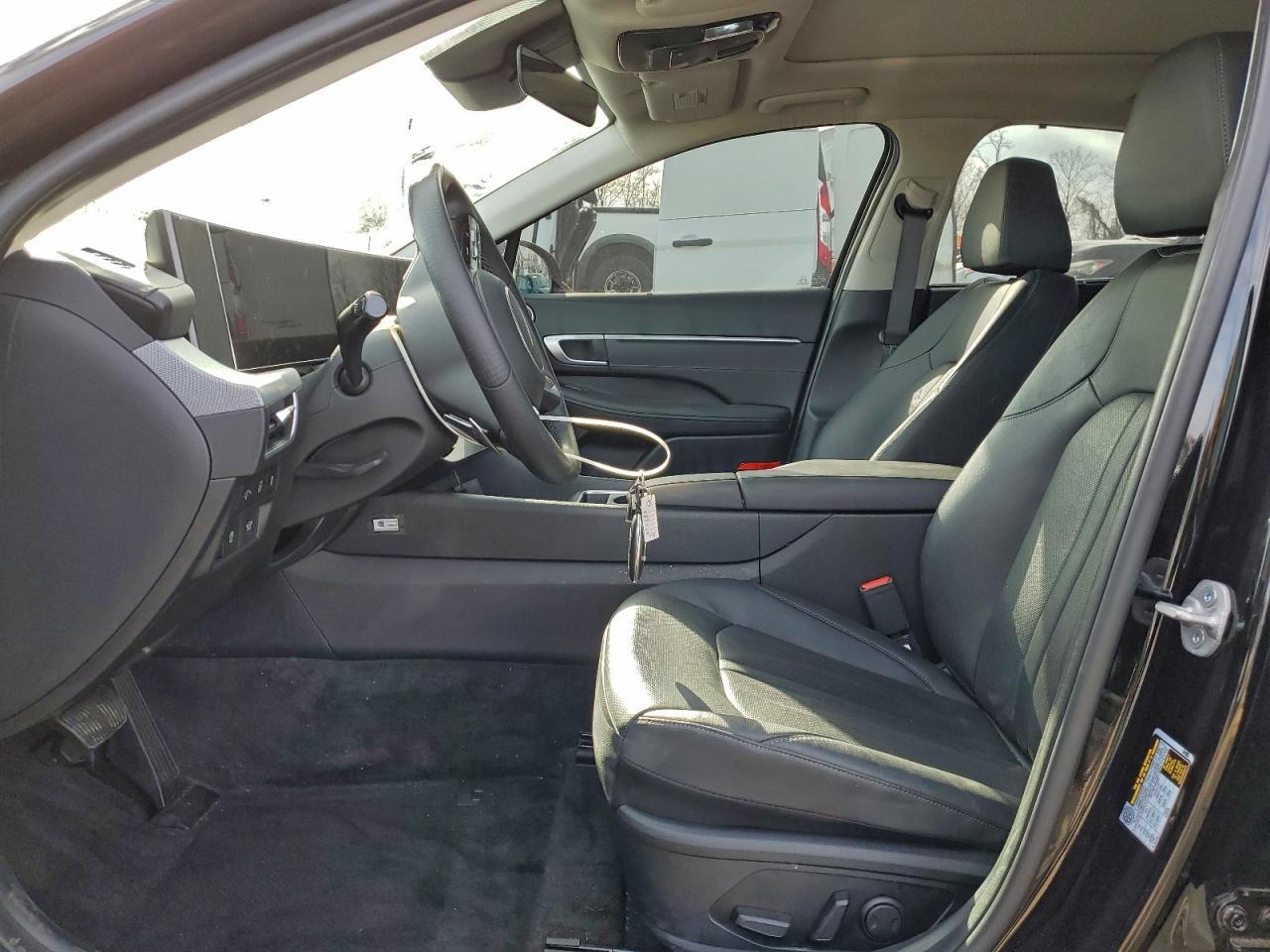 2025 Hyundai Sonata Hybrid