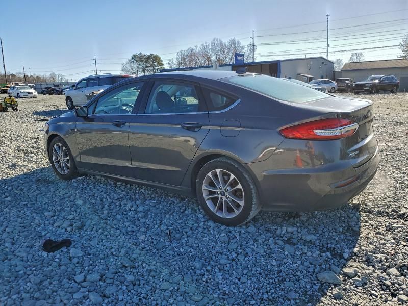 2020 Ford Fusion se