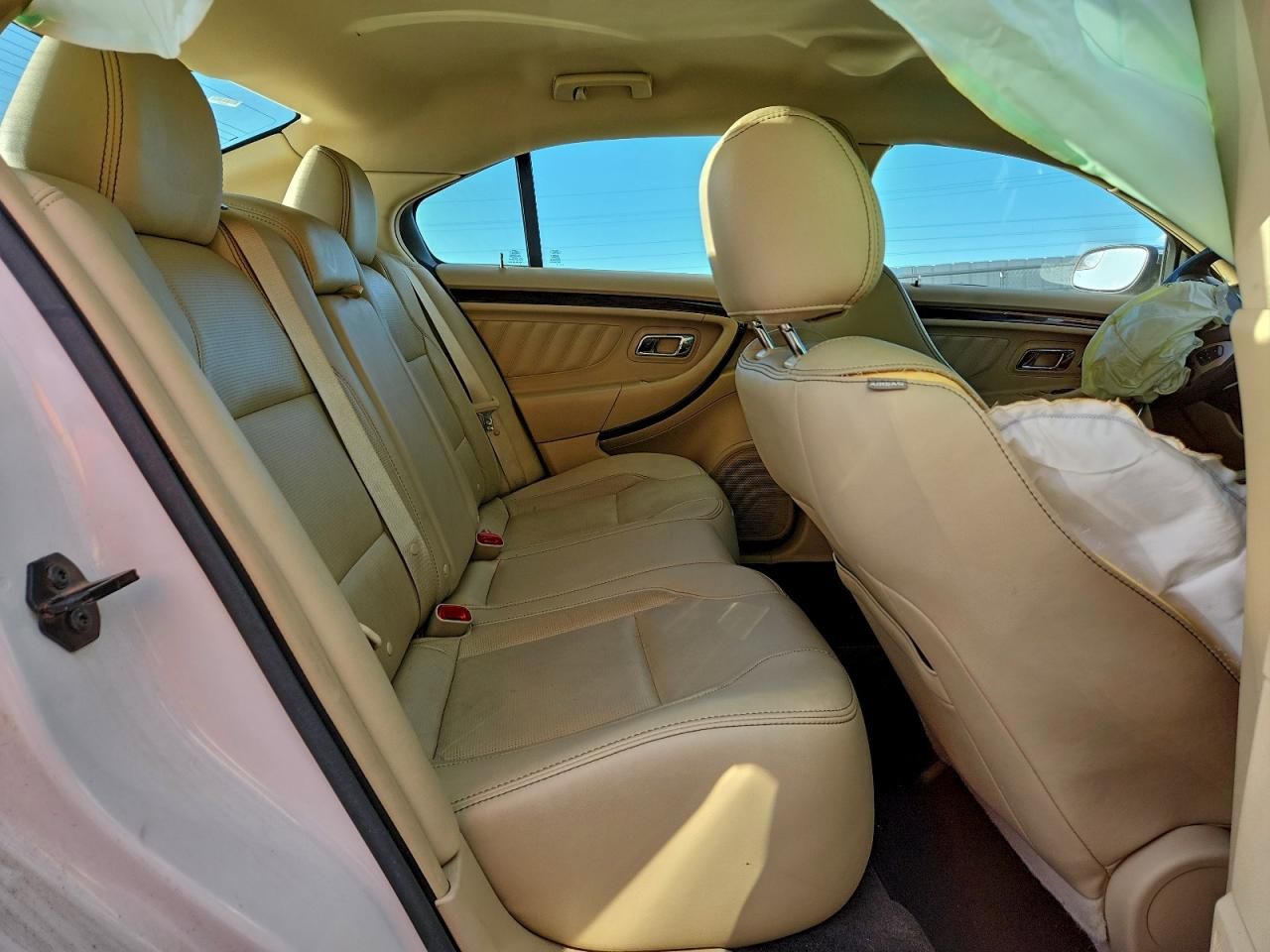 2015 Ford Taurus Limited