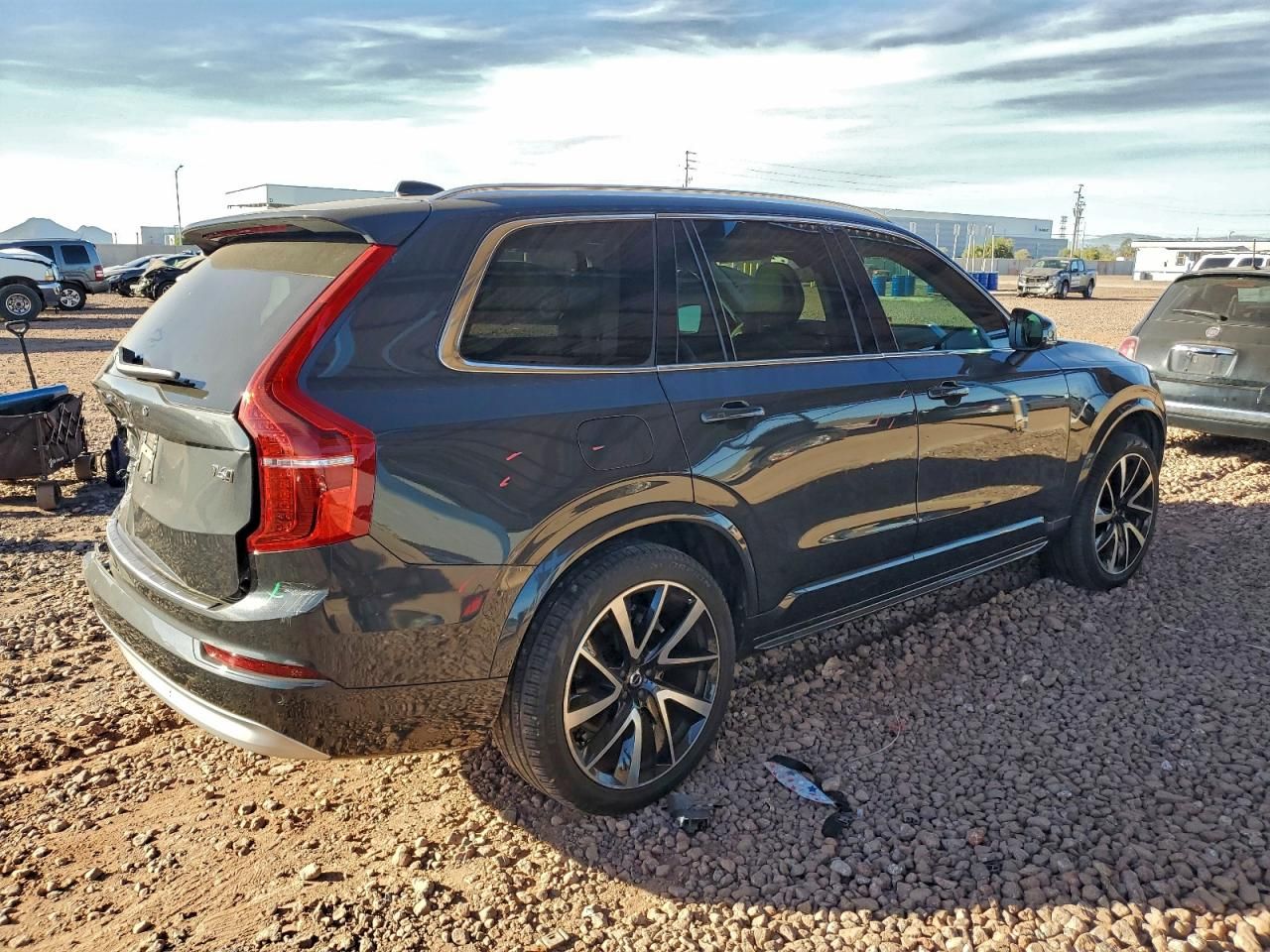 2022 Volvo Xc90 T6 Momentum