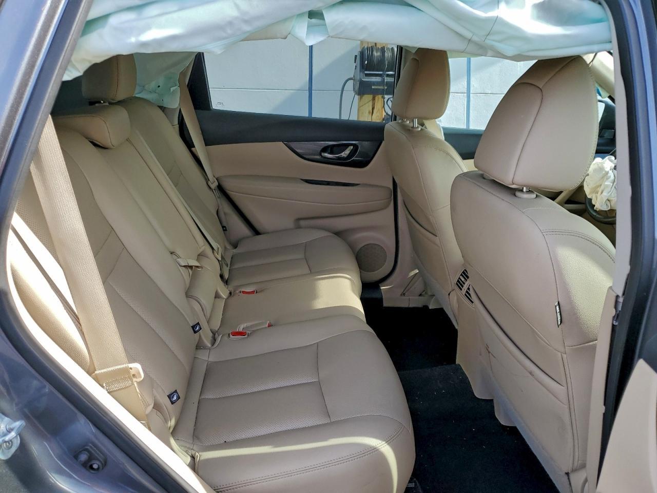 2016 Nissan Rogue sl