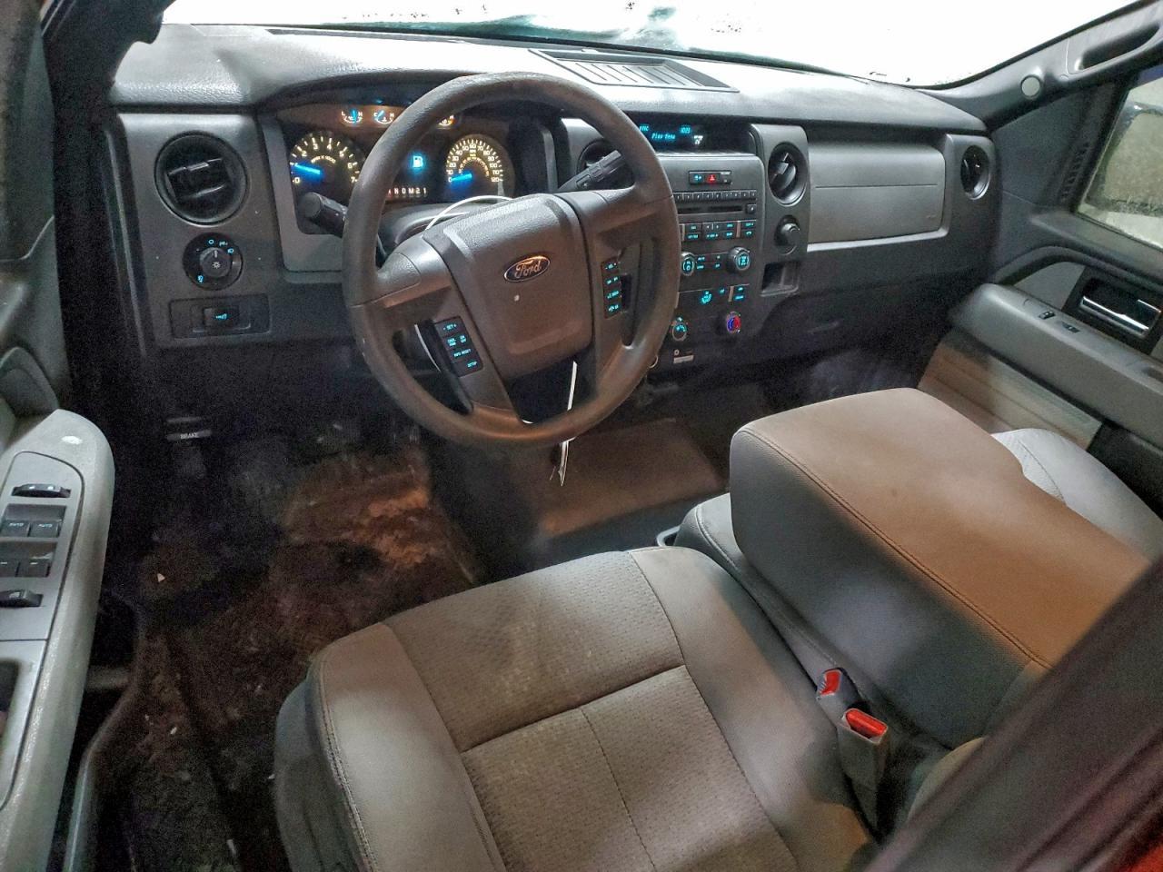 2014 Ford F150 Super cab