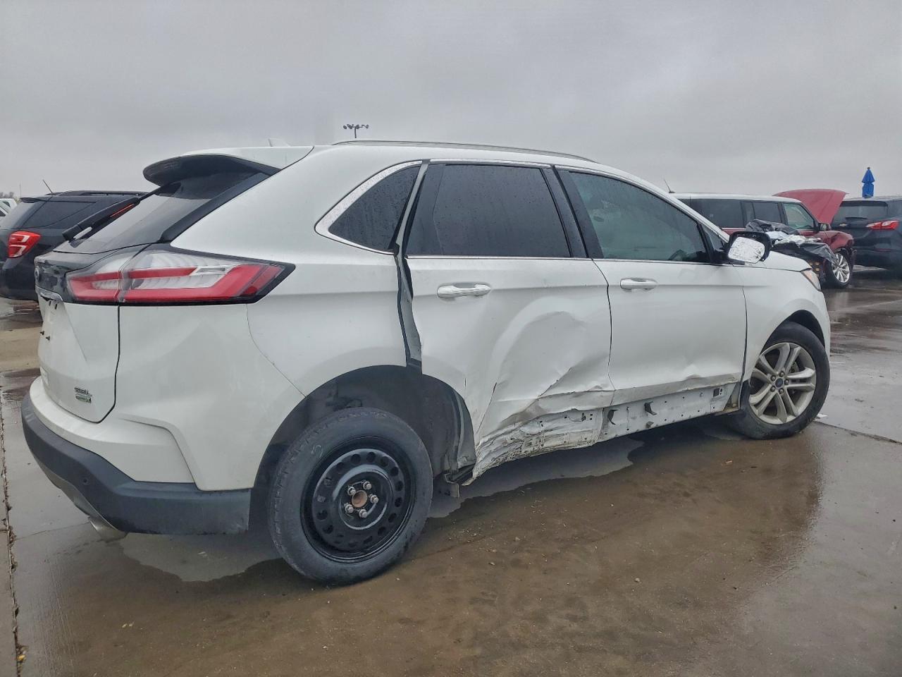 2019 Ford Edge sel