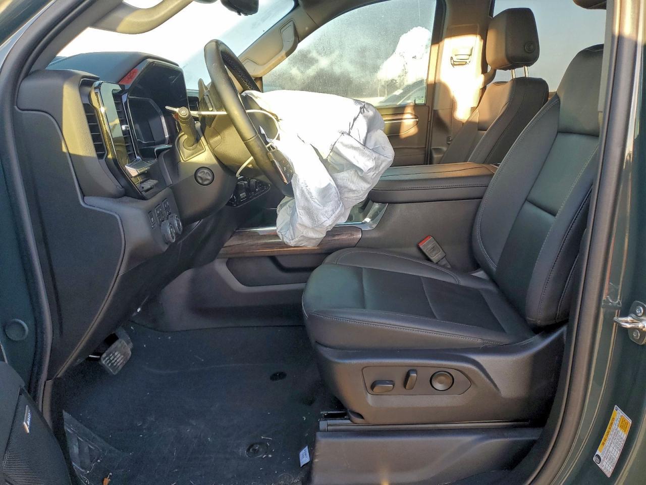 2025 Chevrolet Silverado K1500 ltz