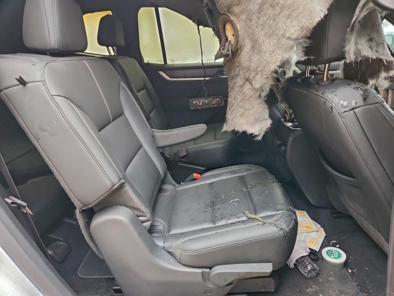 2024 GMC Acadia Uplevel