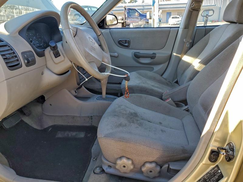 2001 Hyundai Accent gl