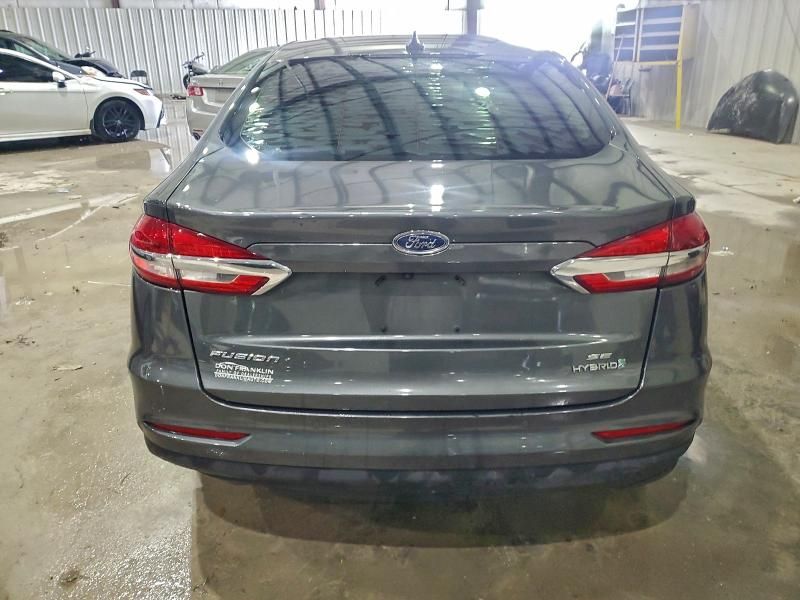 2019 Ford Fusion se