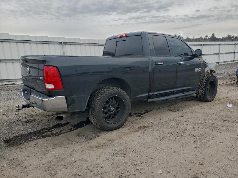 2016 Dodge Ram 1500 slt