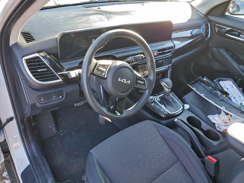 2025 KIA Seltos s