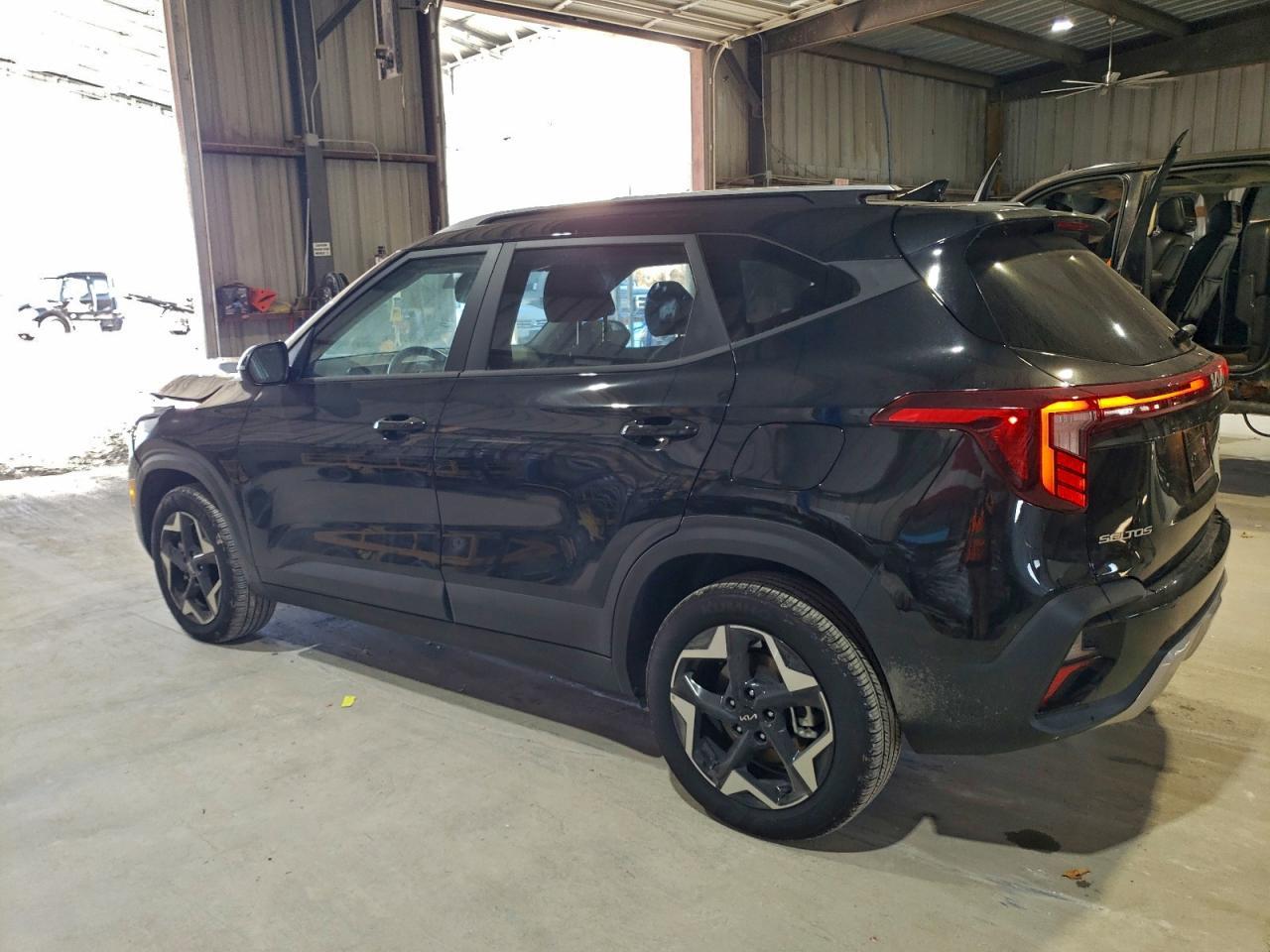 2025 KIA Seltos s