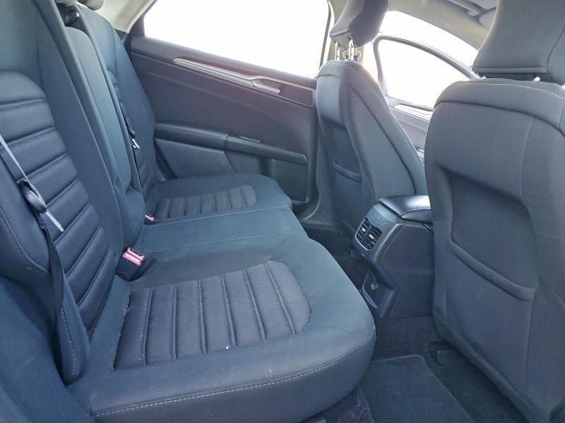 2017 Ford Fusion se Hybrid
