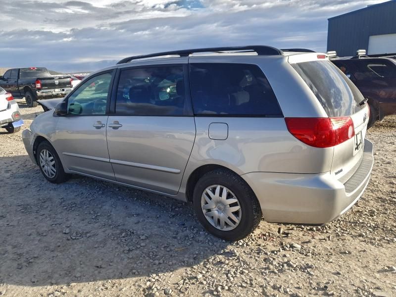 2009 Toyota Sienna ce
