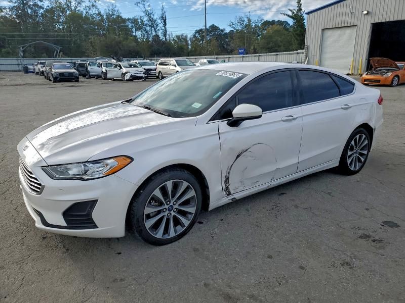 2019 Ford Fusion se
