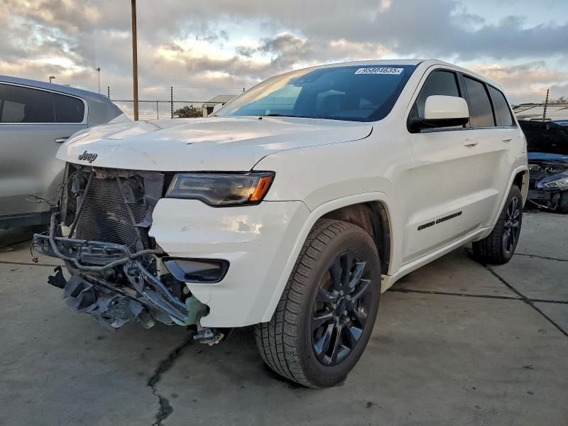2022 Jeep Grand Cherokee Laredo e