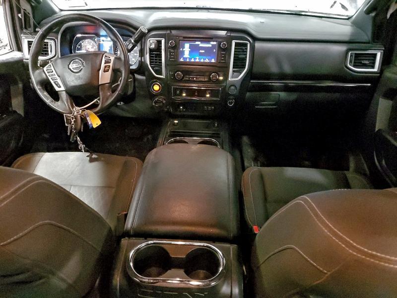 2019 Nissan Titan sv