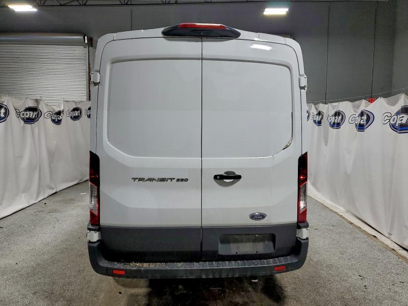 2022 Ford Transit 250 Delivery van