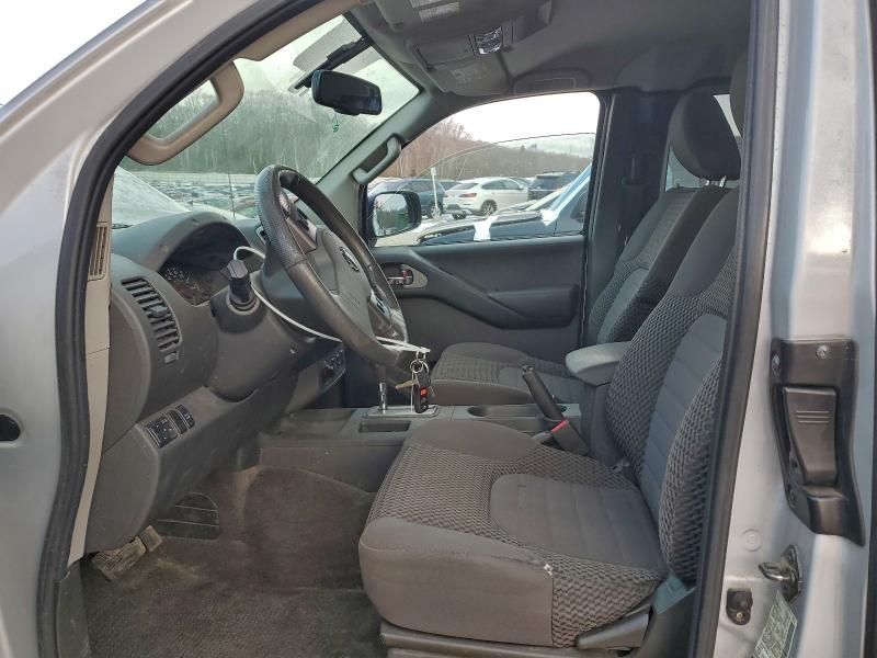 2012 Nissan Frontier sv