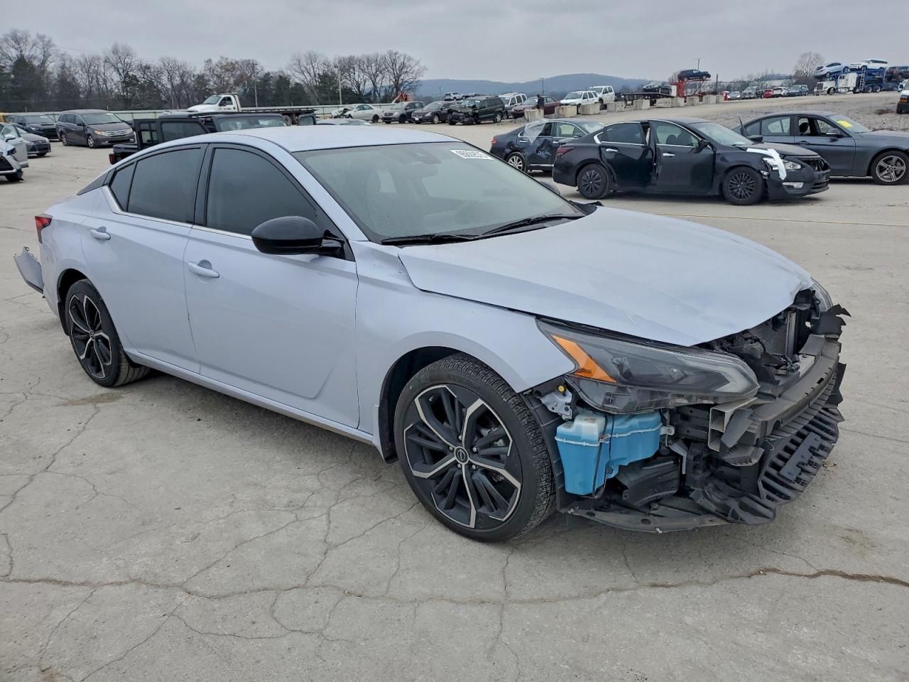 2023 Nissan Altima sr