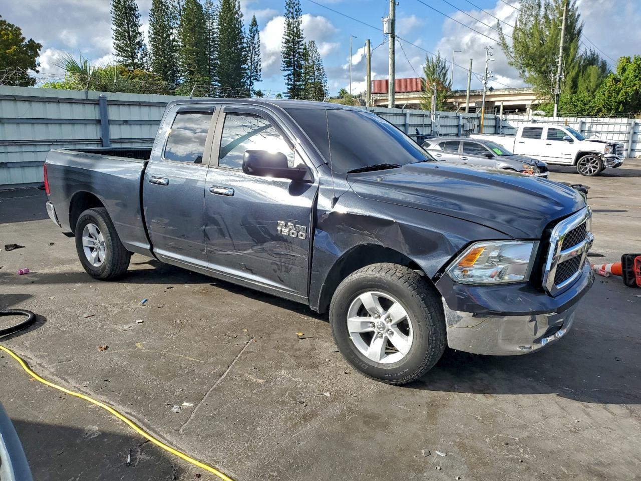 2016 Dodge RAM 1500 SLT