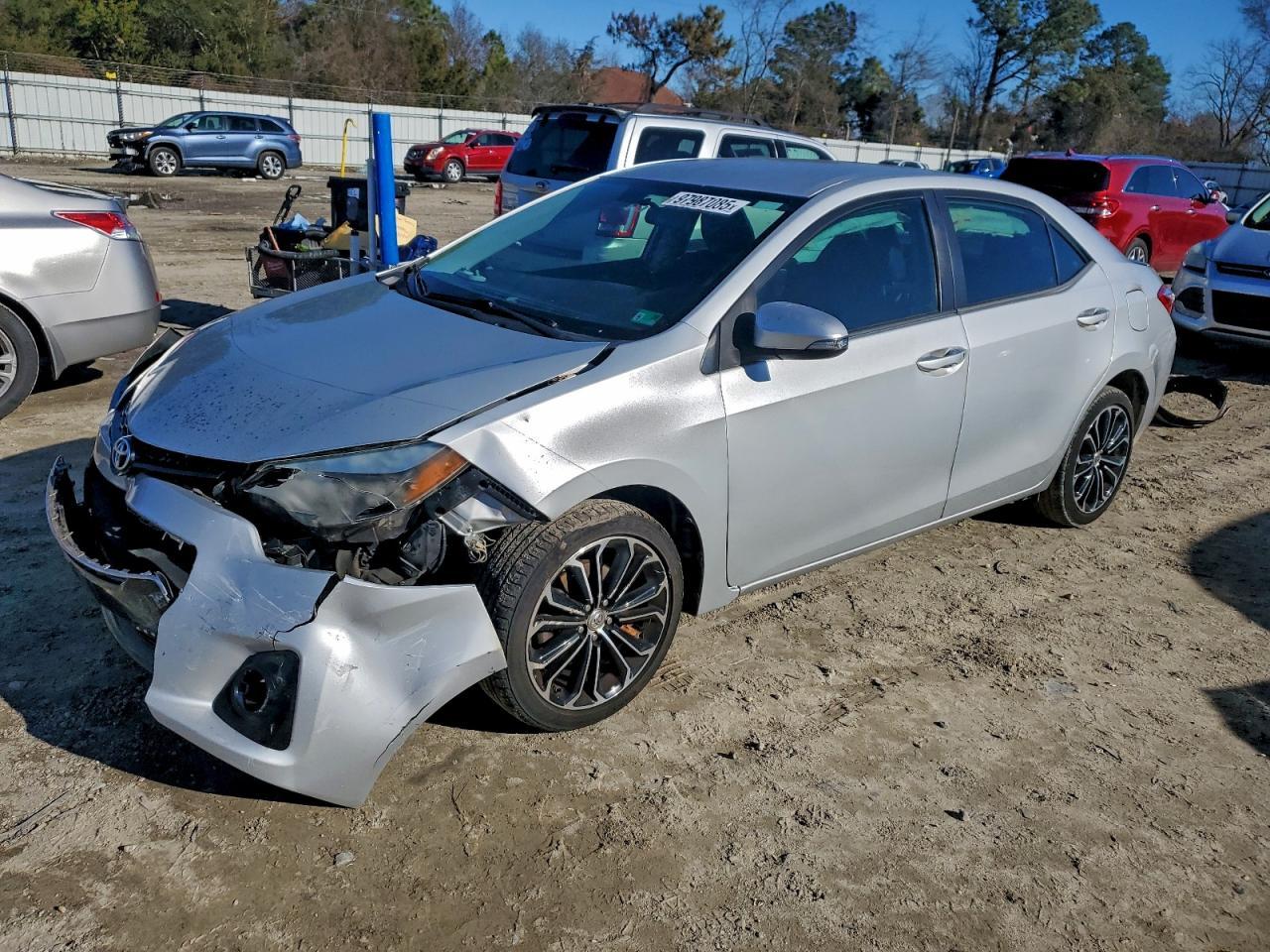 2015 Toyota Corolla l