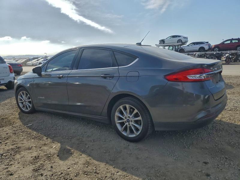 2017 Ford Fusion se Hybrid
