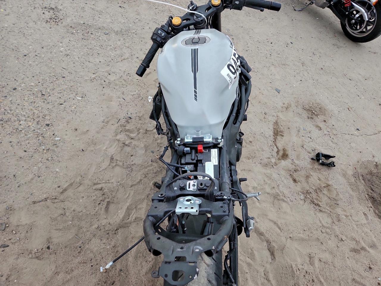 2025 Kawasaki ZX400 S