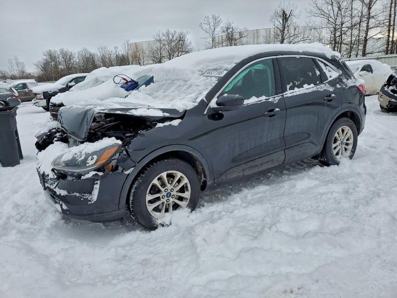 2020 Ford Escape se